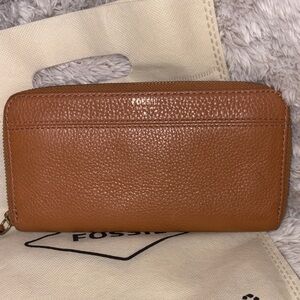 Fossil Tan Leather Long Wallet EUC